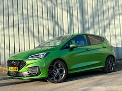 Ford Fiesta - 1.5 EcoBoost ST-3 1.5 200pk Performance Kuipstoelen Winterpack B&O CarPlay Dealer onderhouden