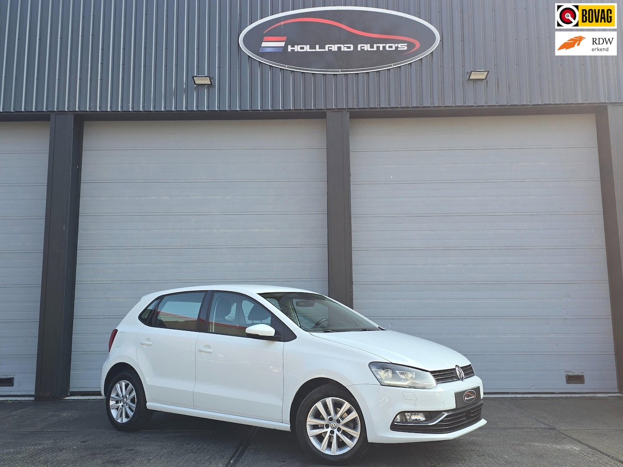 Volkswagen Polo - 1.2 TSI Highline 1.2 TSI Highline, nette staat, goed rijdend, nieuwe ketting - AutoWereld.nl