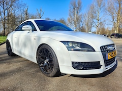 Audi TT - 2.0 TFSI 3x S-line