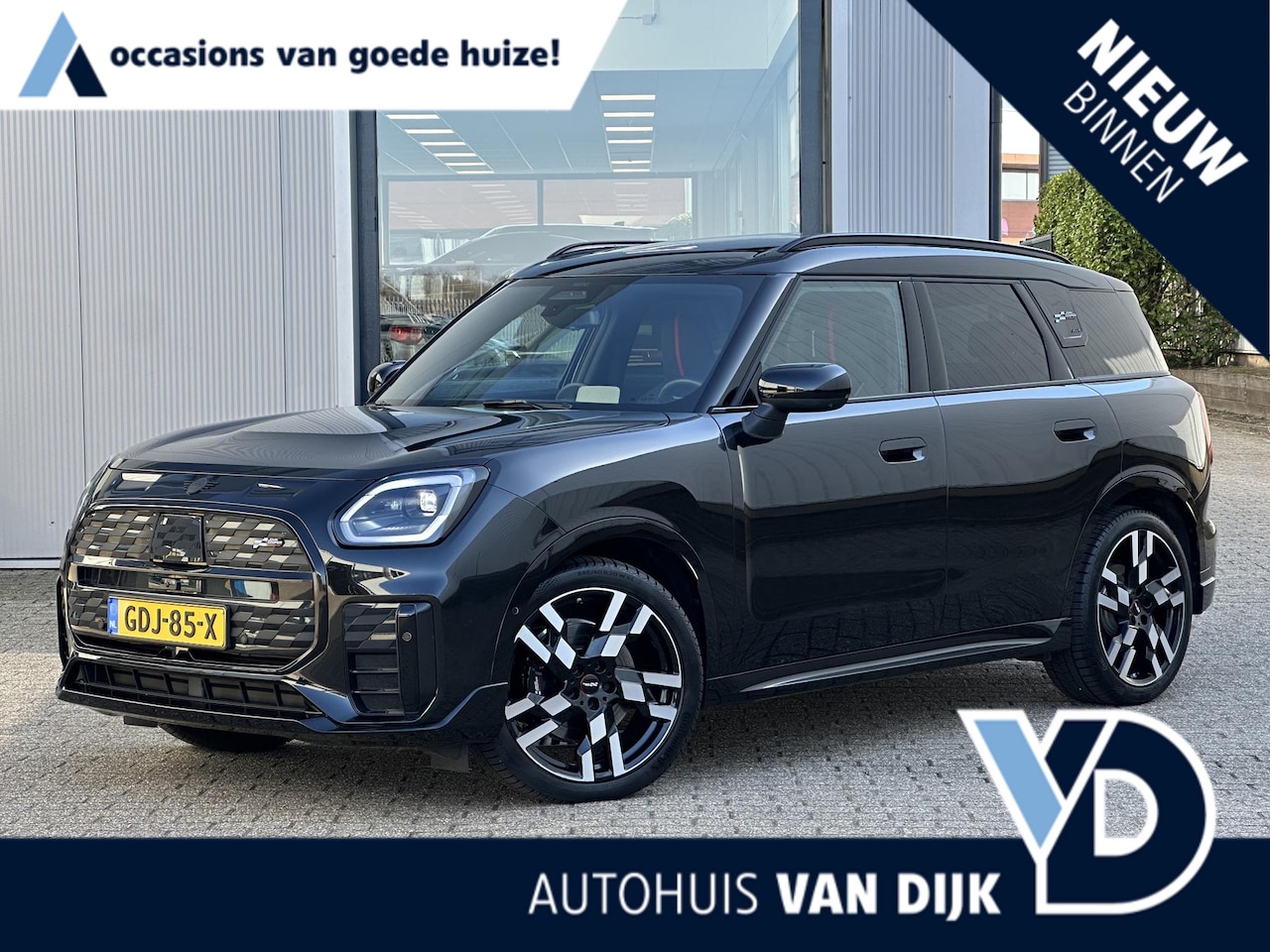 MINI Countryman - Mini SE ALL4 66.5 kWh John Cooper Works XL | Pano/schuifdak/20"/Head-Up/Leder-Alcantara/Ha - AutoWereld.nl