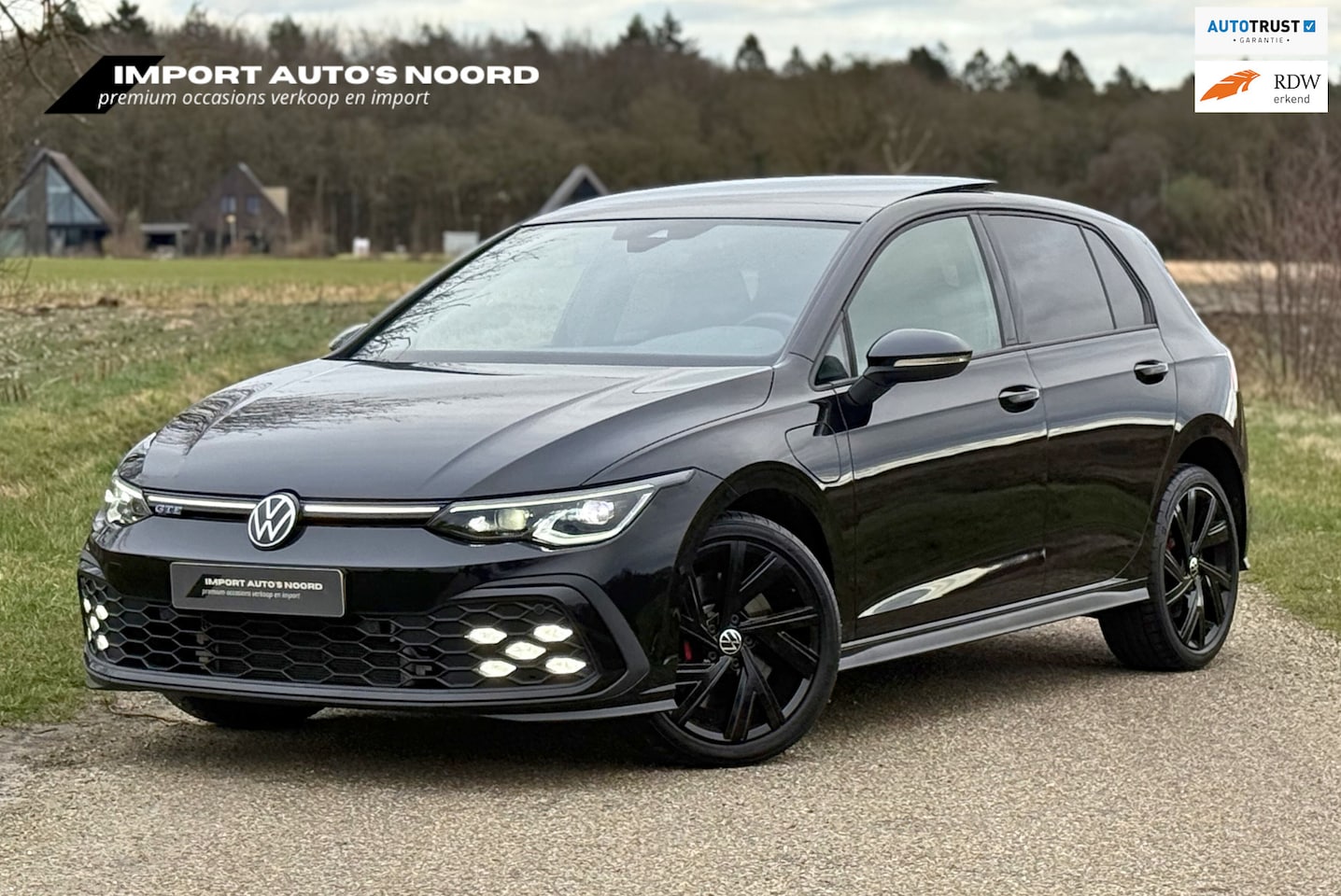 Volkswagen Golf - GTE !MARGE! Pano Blackstyle Trekhaak IQ light Camera - AutoWereld.nl