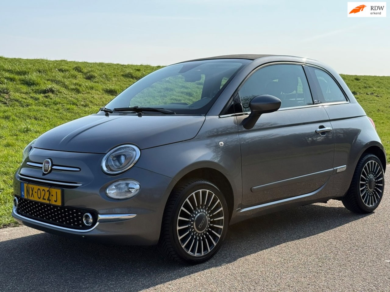 Fiat 500 C - 1.2 Lounge | Carplay | Cruise | PDC | Clima - AutoWereld.nl