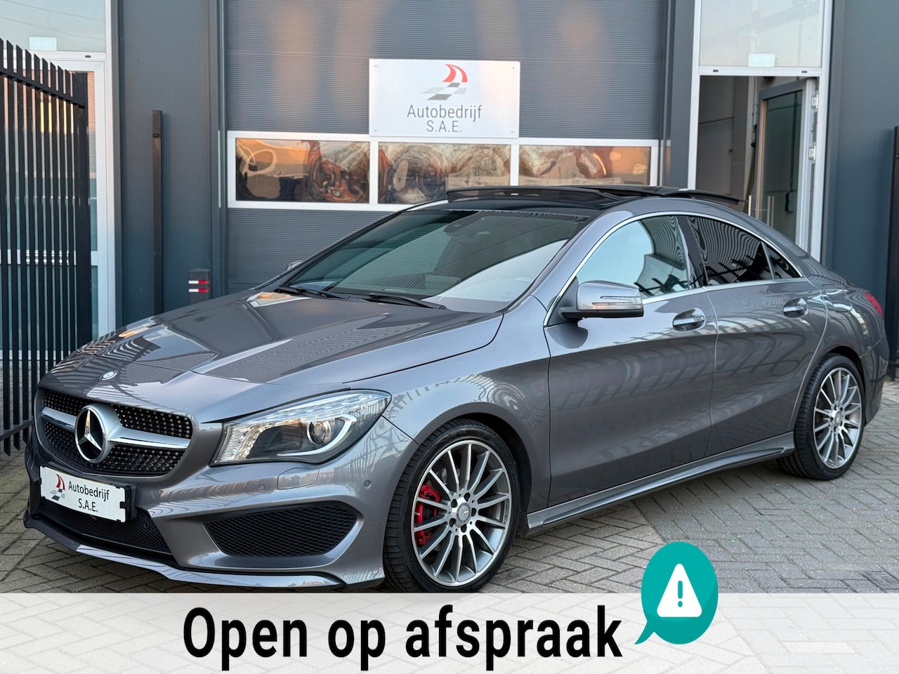 Mercedes-Benz CLA-Klasse - 200 AMG Line PANO MEMORY SFEER XENON ! - AutoWereld.nl