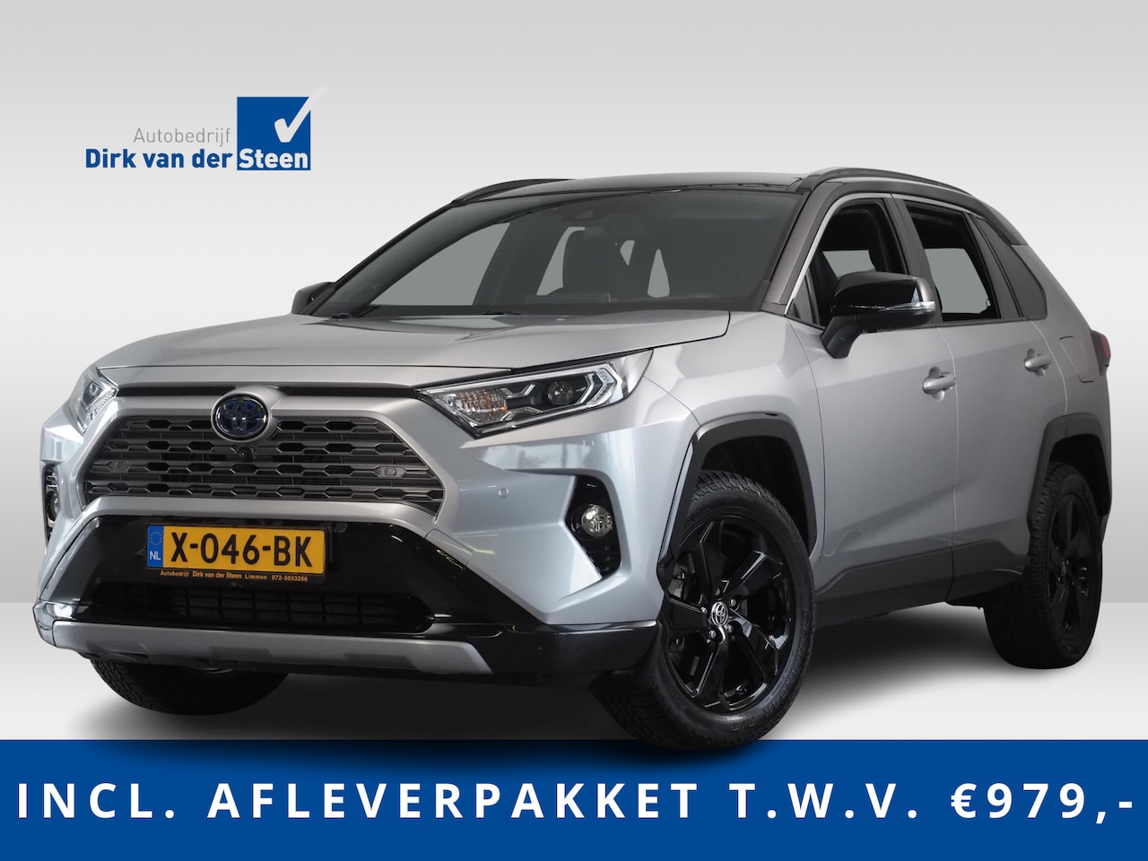 Toyota RAV4 - 2.5 Hybrid AWD Bi-Tone | Panoramadak | Bearlock | Volgsysteem | - AutoWereld.nl