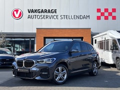 BMW X1 - XDrive25e M-Sport|Groot Navi|Sfeerverl|HUD|Sportstuur/Stoelen|18 Inch|Keyless