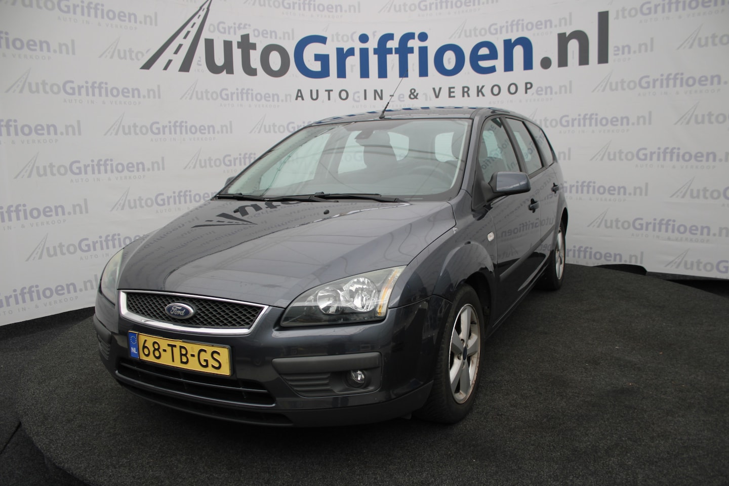 Ford Focus Wagon - 1.6-16V Futura nette station met treklhaak - AutoWereld.nl