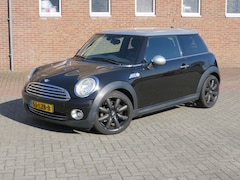MINI Cooper - 1.6 Pepper * APK * 02-2027 * * Automatische Airco * 17 inch Lichtmetalen velgen * Dakspoil