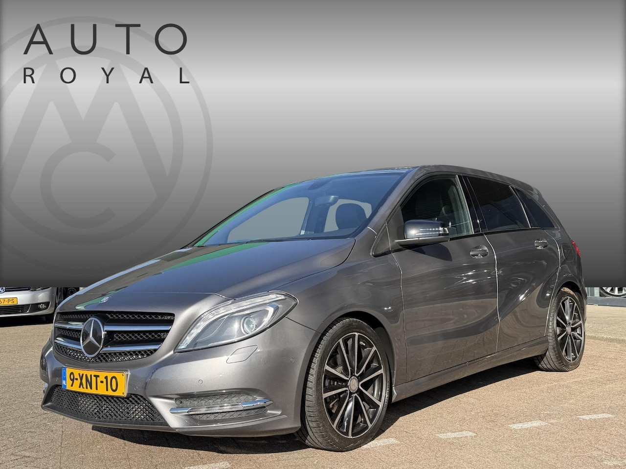 Mercedes-Benz B-klasse - 180 Ambition AUTOMAAT| NAVIGATIE| AIRCO/ECC| CRUISECONTROL| PARKEERSENSOREN - AutoWereld.nl