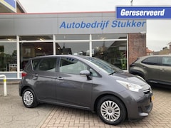 Toyota Verso S - Verso-s 1.3 VVt-i Aspiration CVT + Aanp. gaspedaal