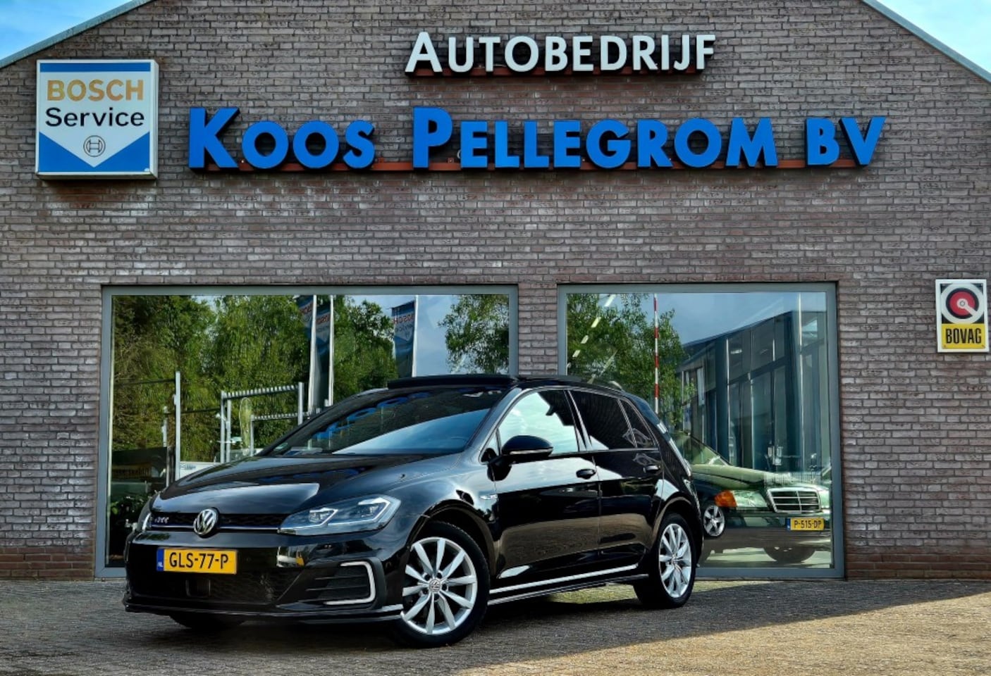Volkswagen Golf - 1.4 TSI PHEV GTE/PANORAMADAK/NIEUWSTAAT/VIRTUAL COCKPIT/BOVAG GARANTIE - AutoWereld.nl