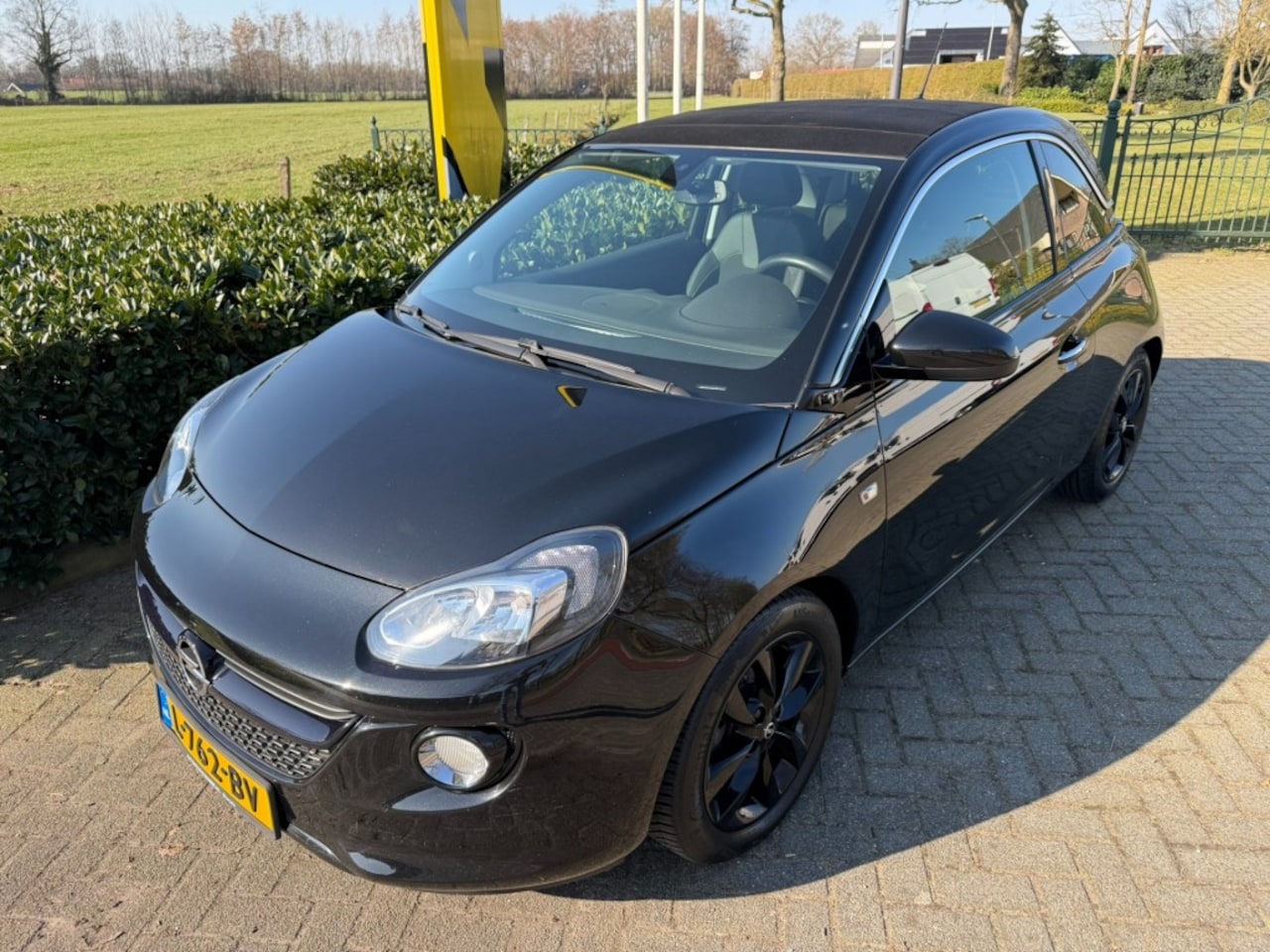 Opel ADAM - 1.4 16V Glam Favourite Panodak / Carplay / Cruise - AutoWereld.nl