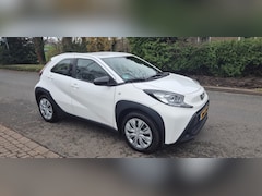 Toyota Aygo X - 1.0 VVt-I MT Play*camera*apple/android*stoelverw
