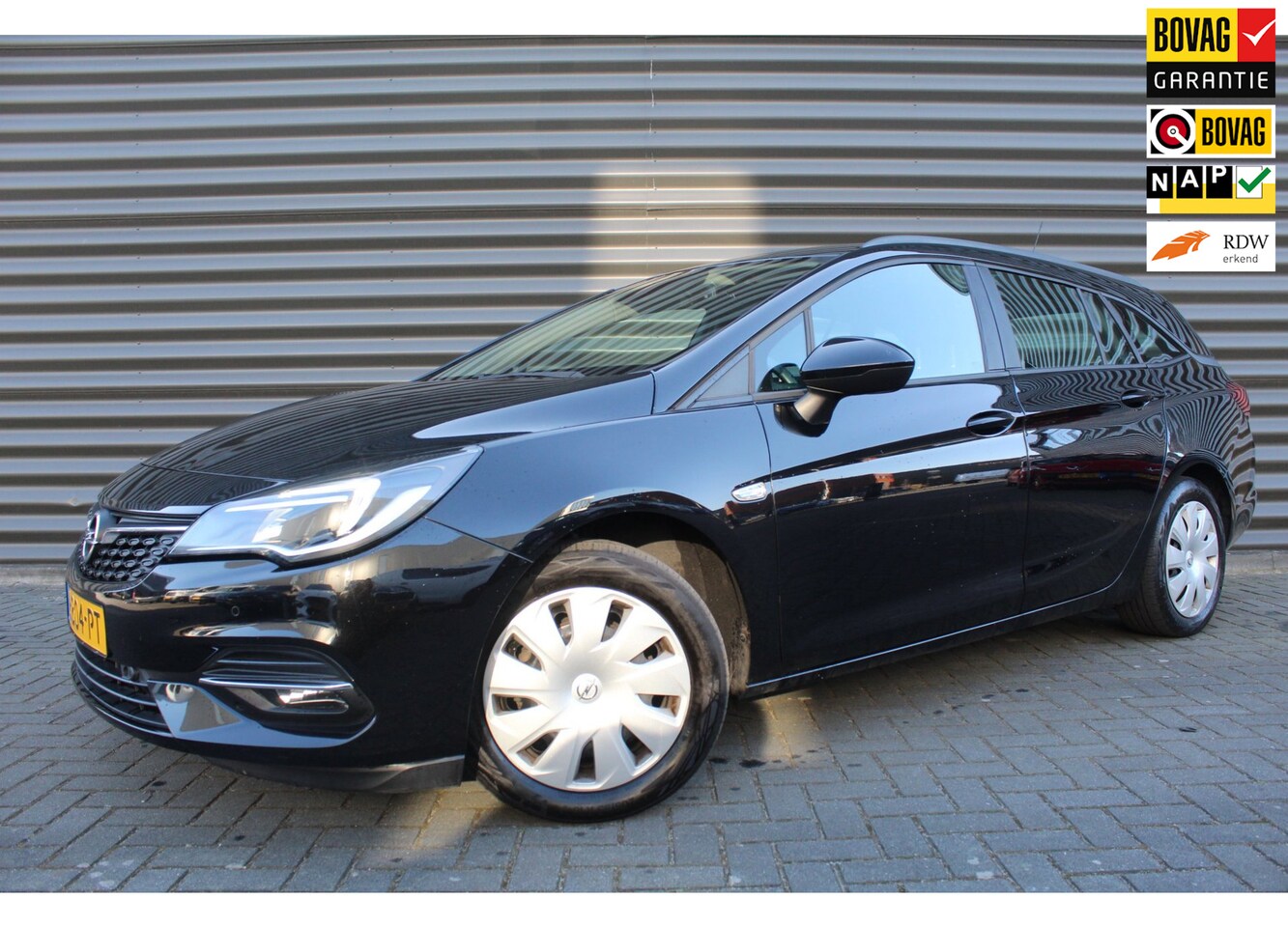 Opel Astra Sports Tourer - 1.2 Business Edition 12MND garantie - AutoWereld.nl