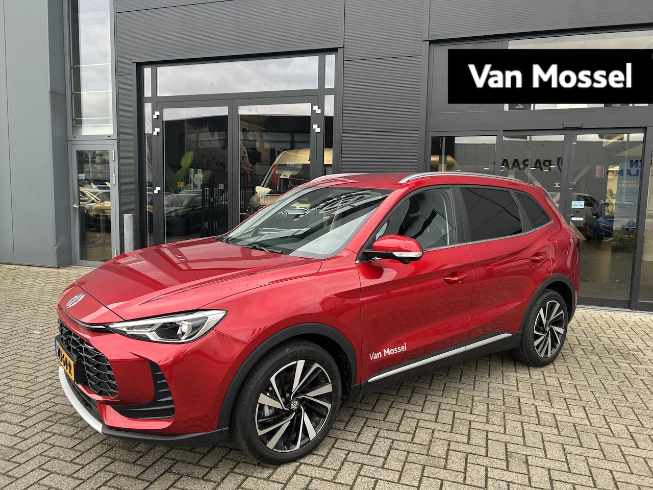 MG ZS - 1.5 Aut. Luxury | DEMOVOORDEEL !! - AutoWereld.nl