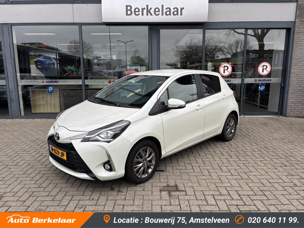 Toyota Yaris - 1.5 VVT-i Dynamic | Automaat | Trekhaak | Achteruitrijcamera - AutoWereld.nl