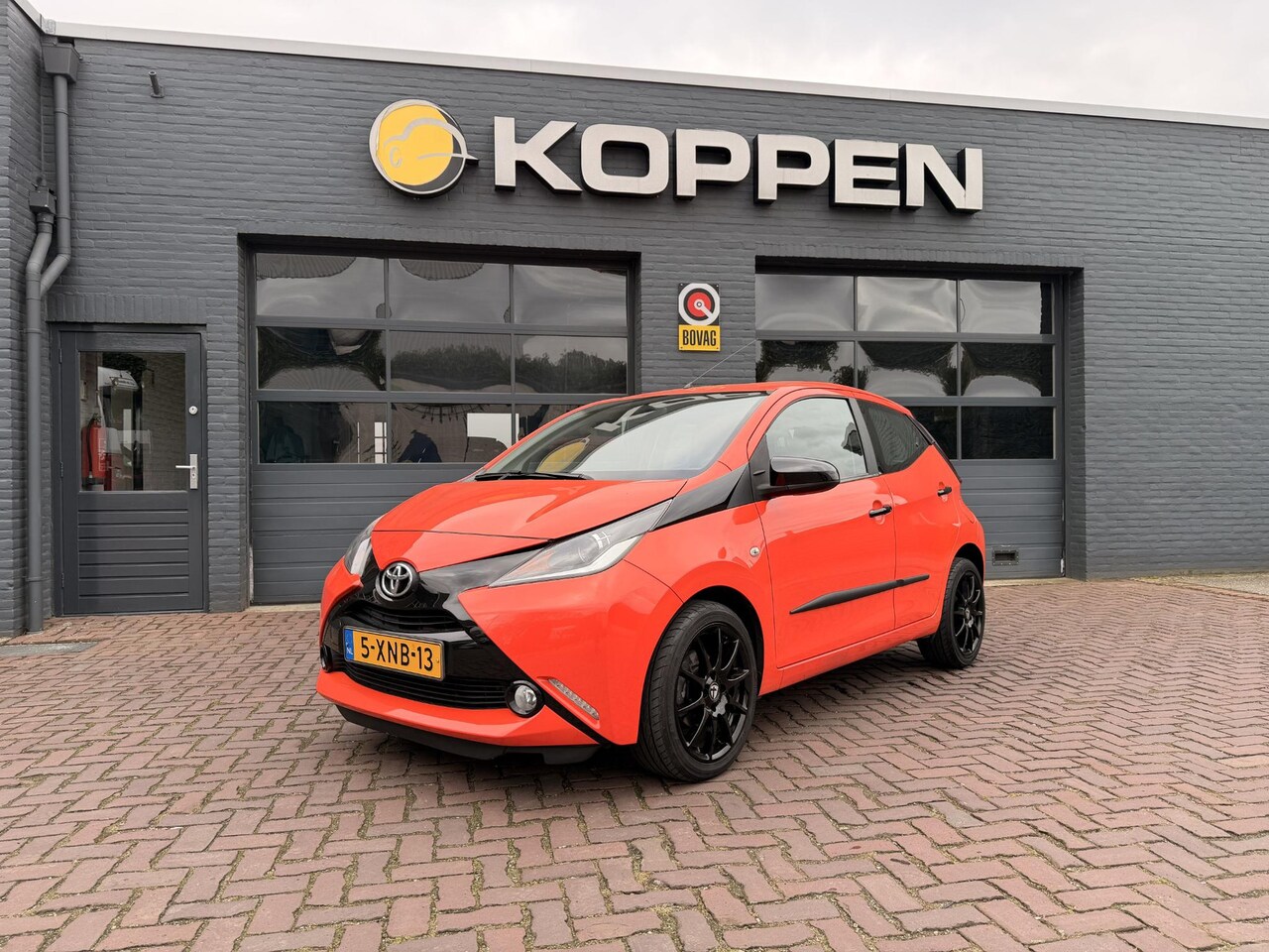 Toyota Aygo - 1.0 VVT-i X-Cite Automaat - AutoWereld.nl