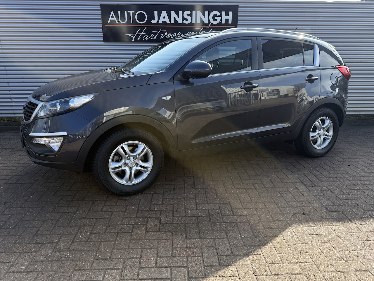 Kia Sportage - 1.6 GDI Comfort Pack | Airco | Trekhaak | LM Velgen | Privacy glas | Stoelverwarming V+A | - AutoWereld.nl