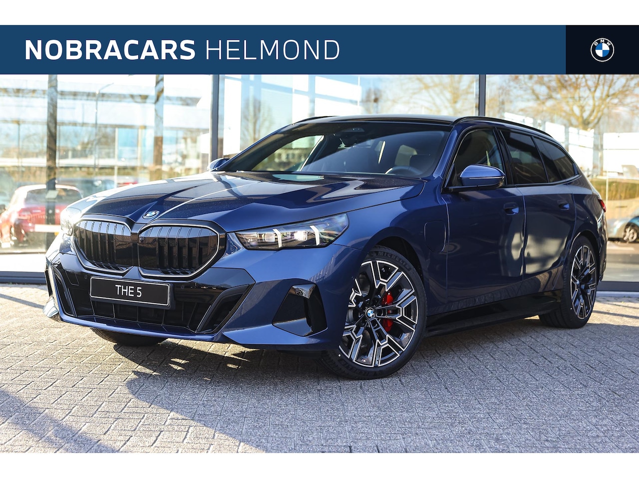 BMW 5-serie Touring - 530e High Executive M Sport Automaat / Panoramadak / Trekhaak / Bowers & Wilkins / Adaptie - AutoWereld.nl