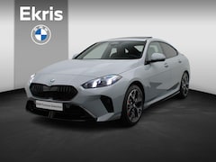BMW 2-serie Gran Coupé - 220 M Sportpakket Pro | Panoramadak | Harman Kardon | Parkeercamera | 18"
