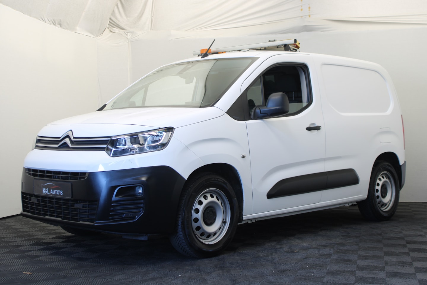 Citroën Berlingo - 1.2 Puretech Worker |Navi|Camera| - AutoWereld.nl