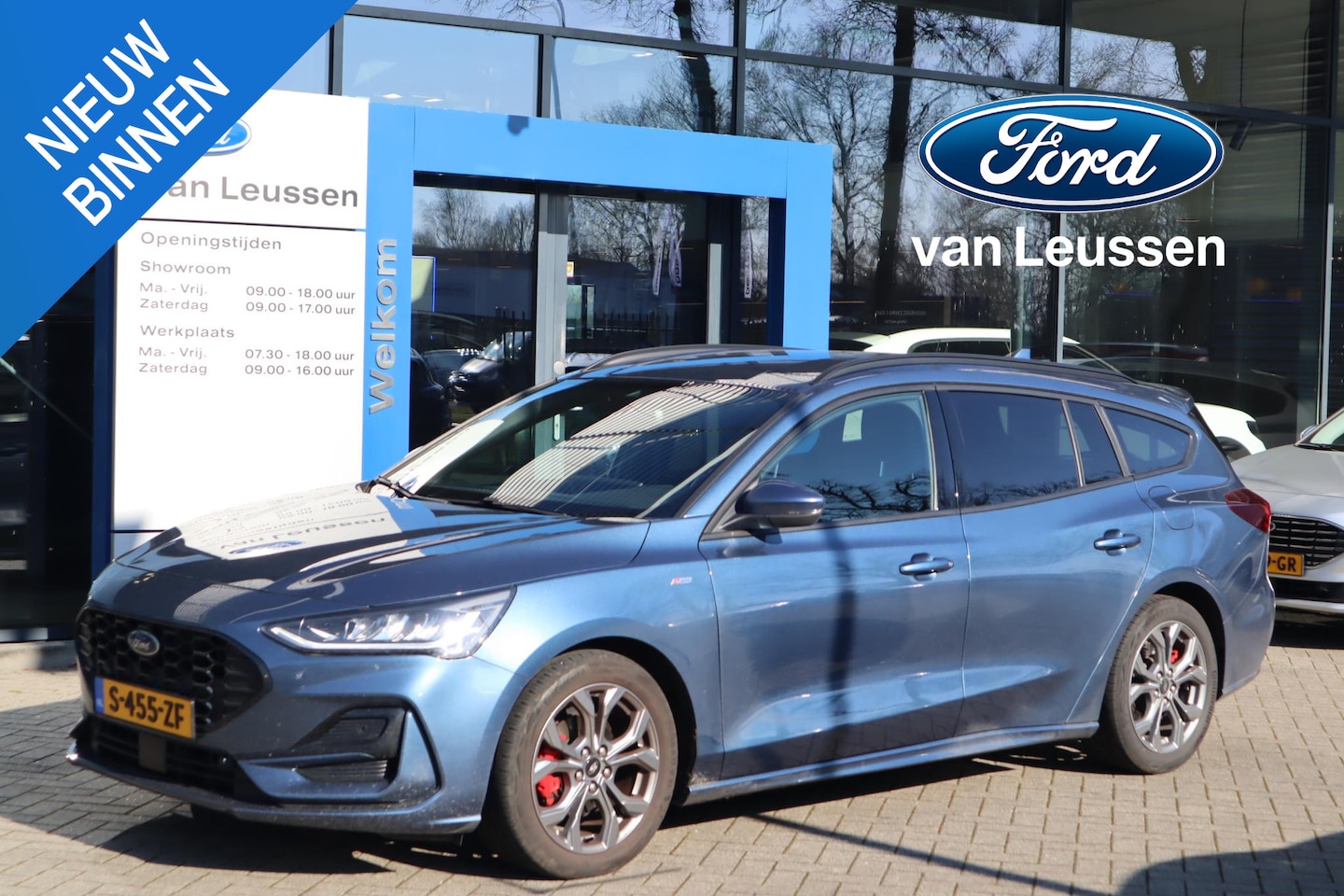 Ford Focus Wagon - 125PK HYBRID ST-LINE FACELIFT B&O-AUDIO WINTERPACK LED-PAKKET TREKHAAK CAMERA P-SENSOREN - AutoWereld.nl