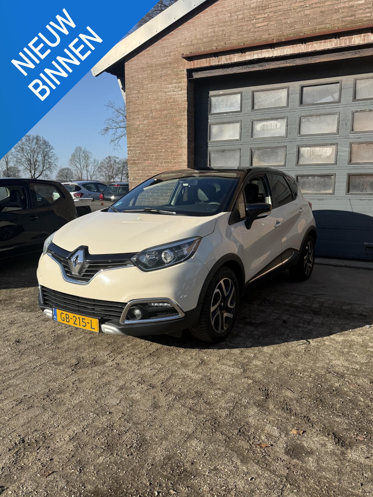 Renault Captur - 0.9 TCe Helly Hansen Climate/NAVI/LED DAGRIJVERLICHTING /NAP - AutoWereld.nl