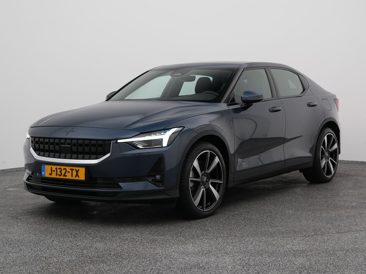 Polestar 2 - Long Range Dual Motor Launch Edition 78kWh | PANO | 360° | ADAPTIVE | H&K | STOEL- EN STUU - AutoWereld.nl
