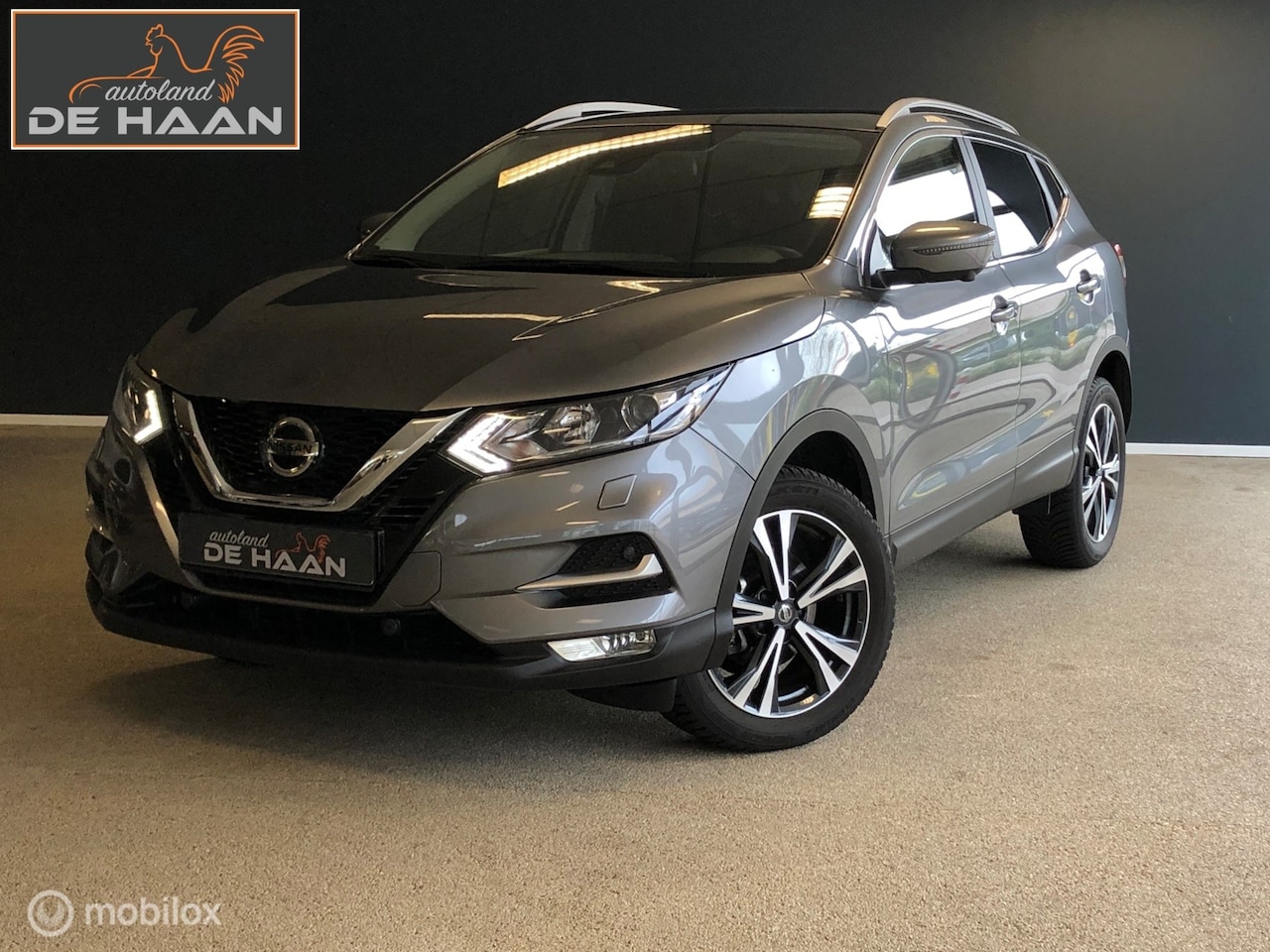 Nissan Qashqai - 1.3 DIG-T N-Connecta PANO NAVI APPLE CARPLAY - AutoWereld.nl