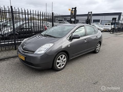 Toyota Prius - 1.5 VVT-i Comfort
