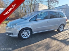 Opel Zafira - 2.2 Executive