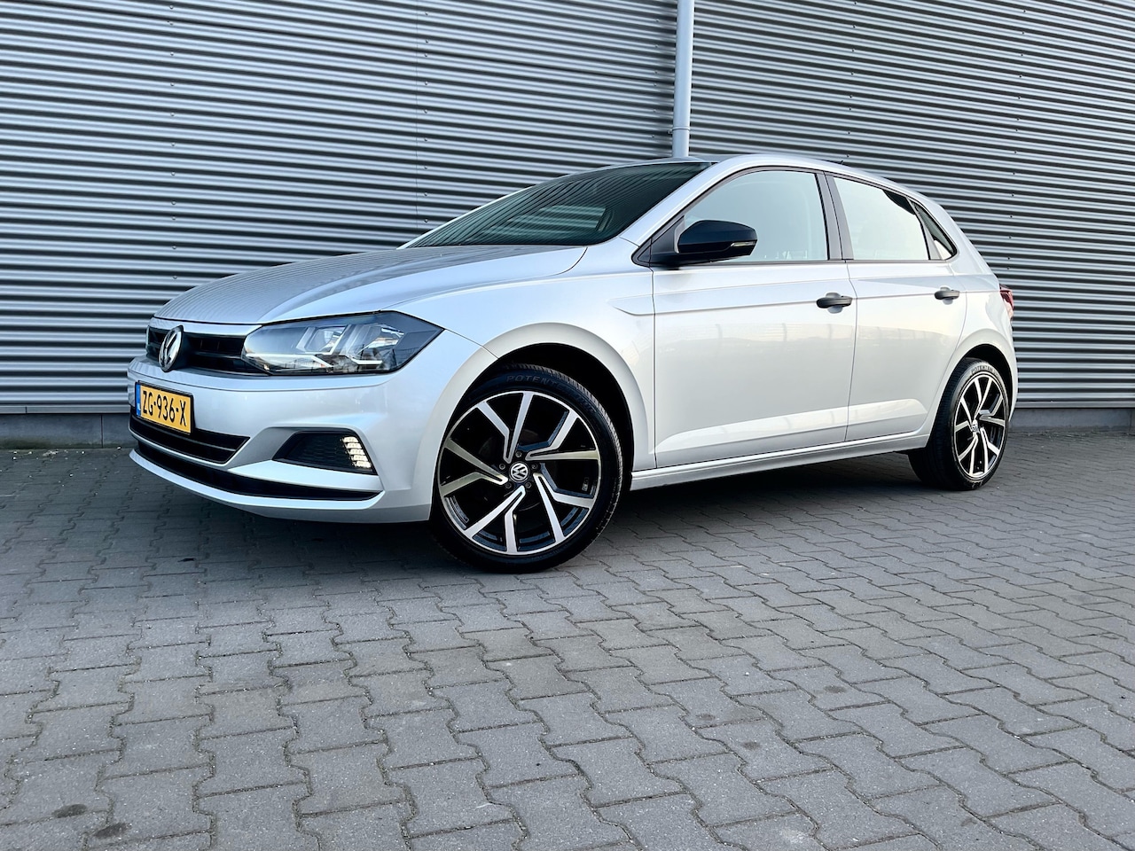 Volkswagen Polo - 1.0 Trendline 1.0 65pk Trendline - AutoWereld.nl