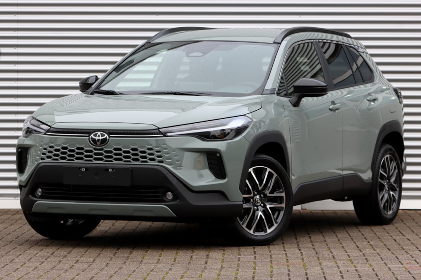 Toyota Corolla Cross - Hybrid 140 Dynamic Splinternieuw - AutoWereld.nl