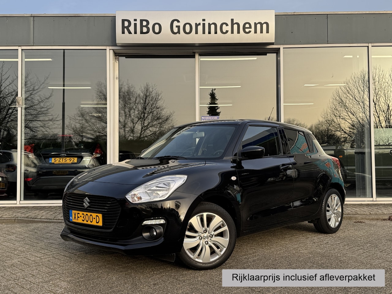 Suzuki Swift - 1.2 Select * Achteruitrijcamera * Stoelverwarming * - AutoWereld.nl