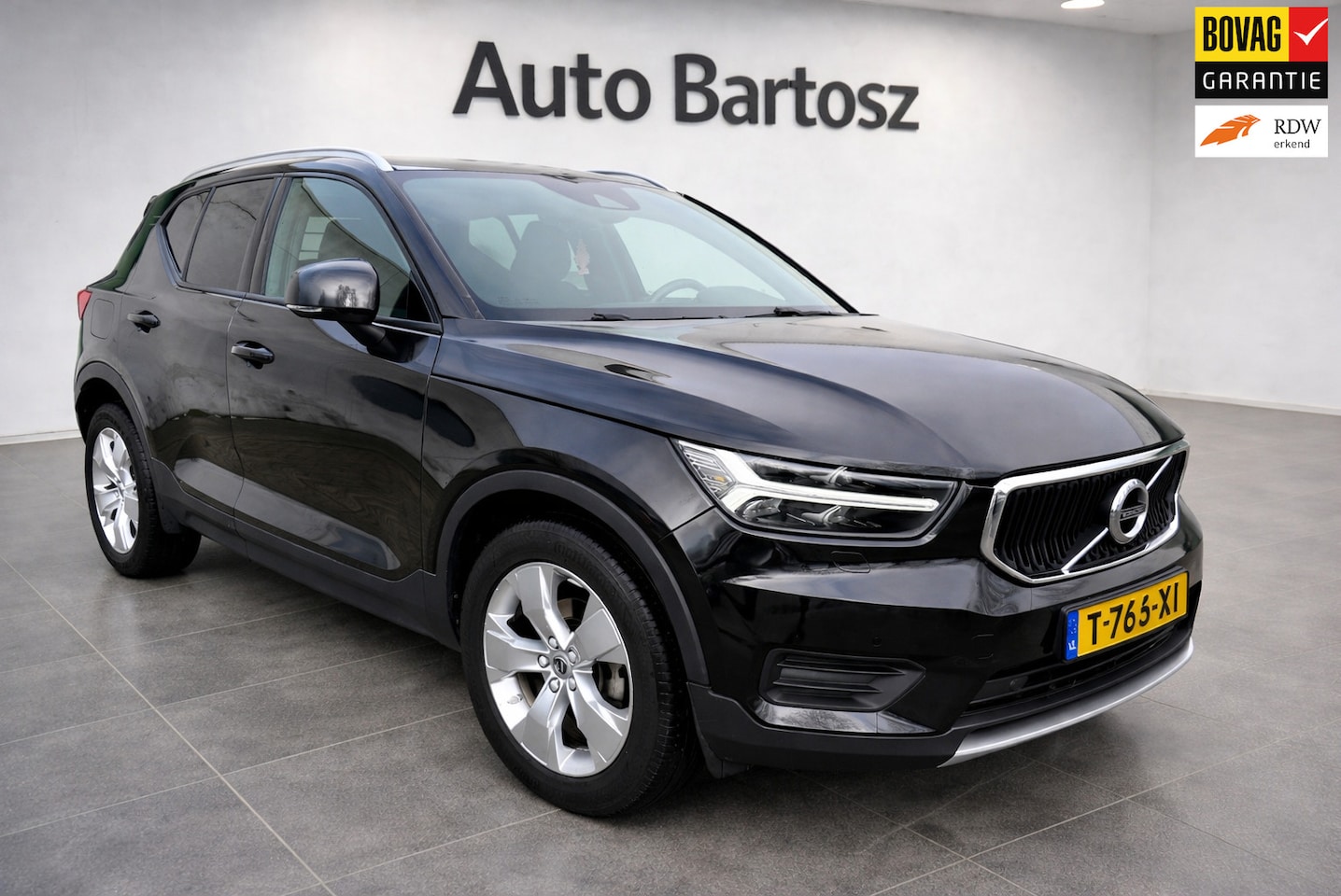 Volvo XC40 - 1.5 T3 Momentum Pro/APK/RIJKLAAR - AutoWereld.nl