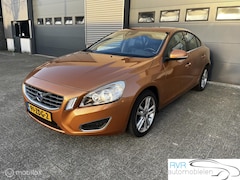 Volvo S60 - 1.6 T3 Momentum