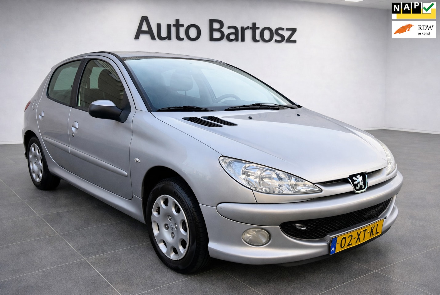 Peugeot 206 - 1.4 Forever /NAP/APK/RIJKLAAR - AutoWereld.nl