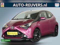 Toyota Aygo - 1.0 VVT-i x-cite / Leder / Aut / CarPlay / Camera / Allseason
