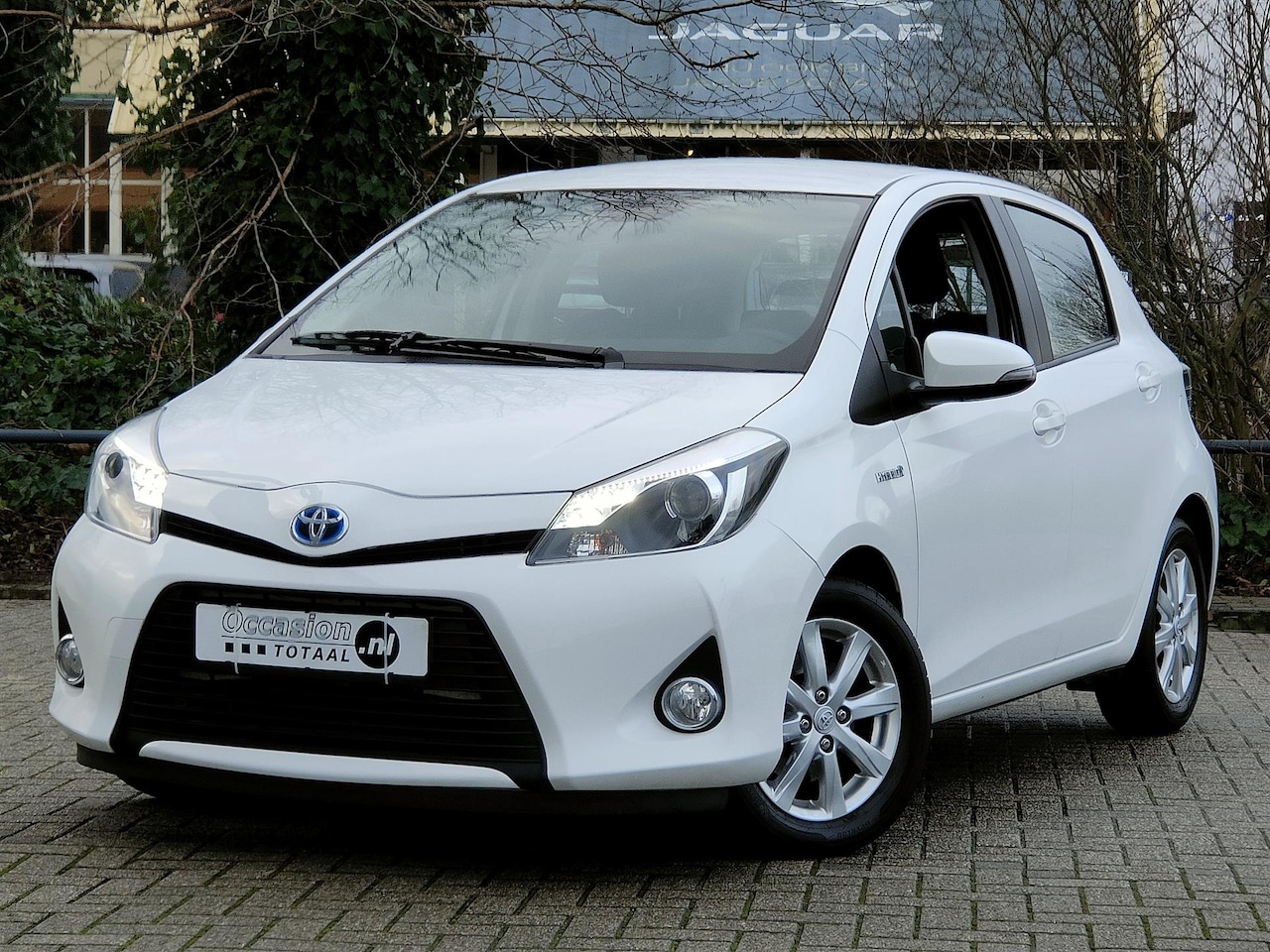 Toyota Yaris - 1.5 Full Hybrid Dynamic | Camera | Climate | Cruise | Bluetooth - AutoWereld.nl