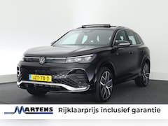 Volkswagen Tiguan - 1.5 272pk eHybrid R-Line Edition Trekhaak Camera Keyless Massage Virtual Cockpit Panoramad