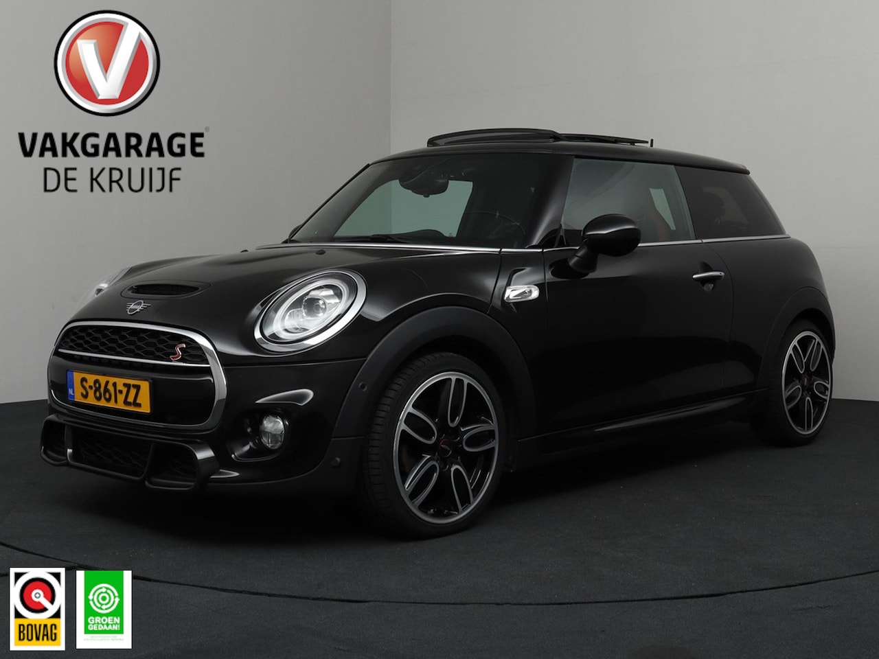 MINI Cooper S - 2.0 John Cooper Works pakket! | Elektrisch Panoramadak | Carplay | Adaptief Cruise Control - AutoWereld.nl