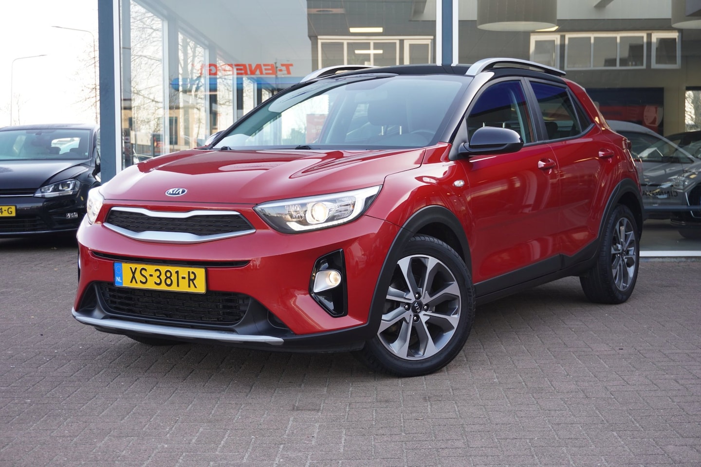 Kia Stonic - 1.0 T-GDi DynamicLine Automaat | 5deurs | Airco | Elek. pakket | Vol opties | 77.000KM | D - AutoWereld.nl