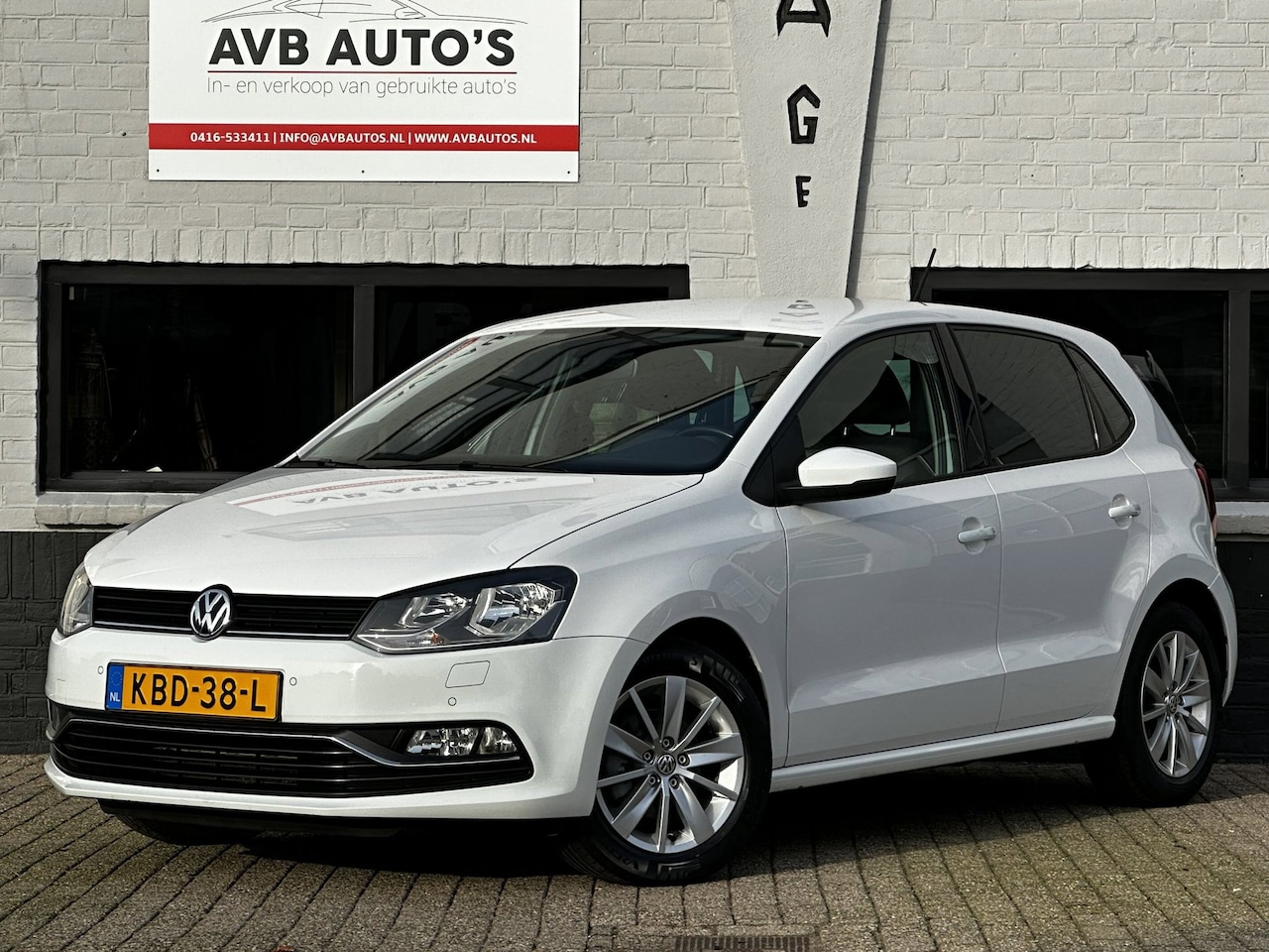 Volkswagen Polo - 1.2 TSI BlueMotion Navi Cruise Clima PDC Stoelverwarming - AutoWereld.nl
