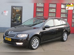 Skoda Octavia Combi - 1.2 TSI Greentech Ambition Businessline , NAVI , CLIMA