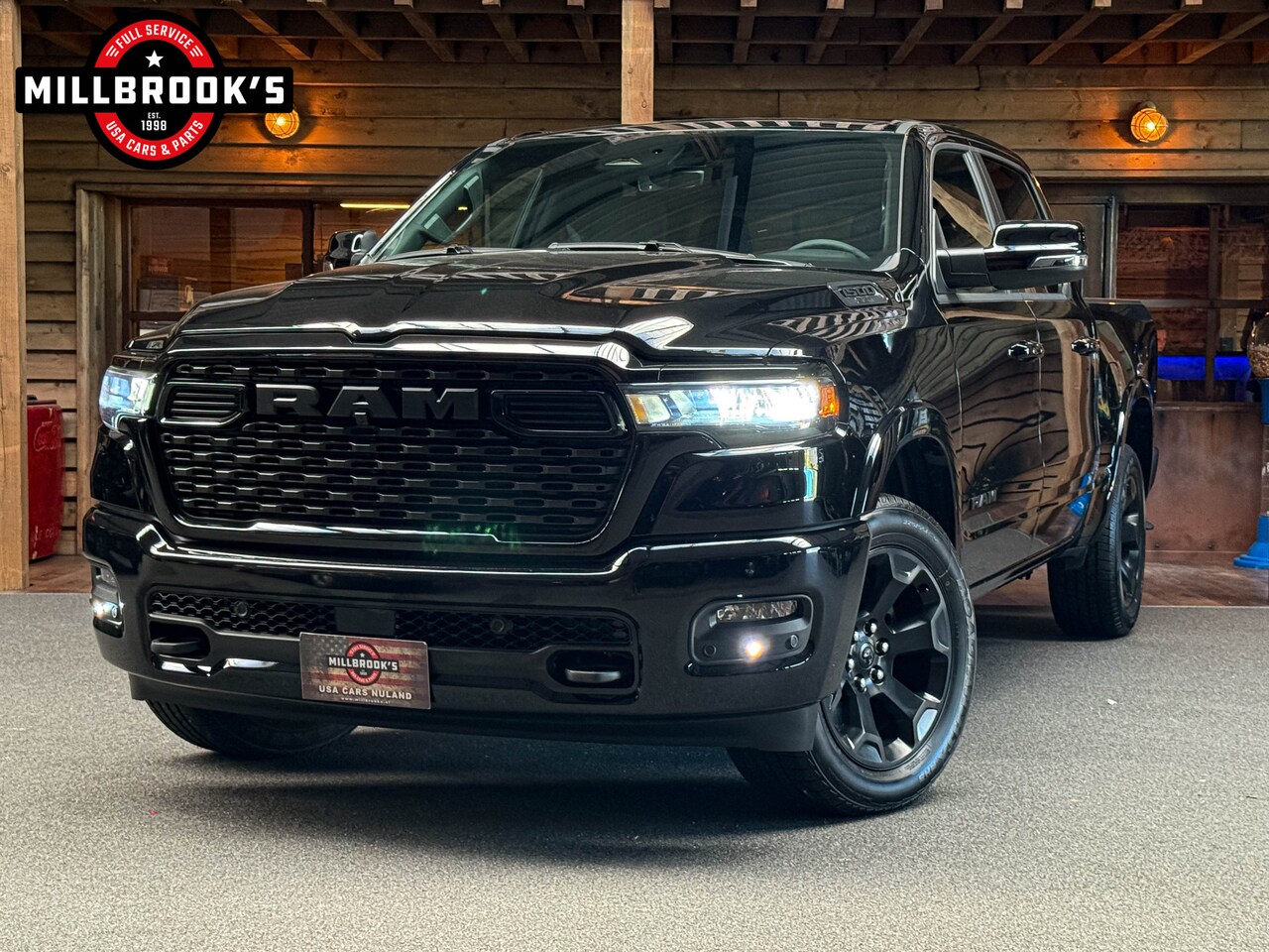 Dodge Ram 1500 - Big Horn BPM VRIJ, BTW AUTO, Zakelijke Lease, 4x4 - AutoWereld.nl