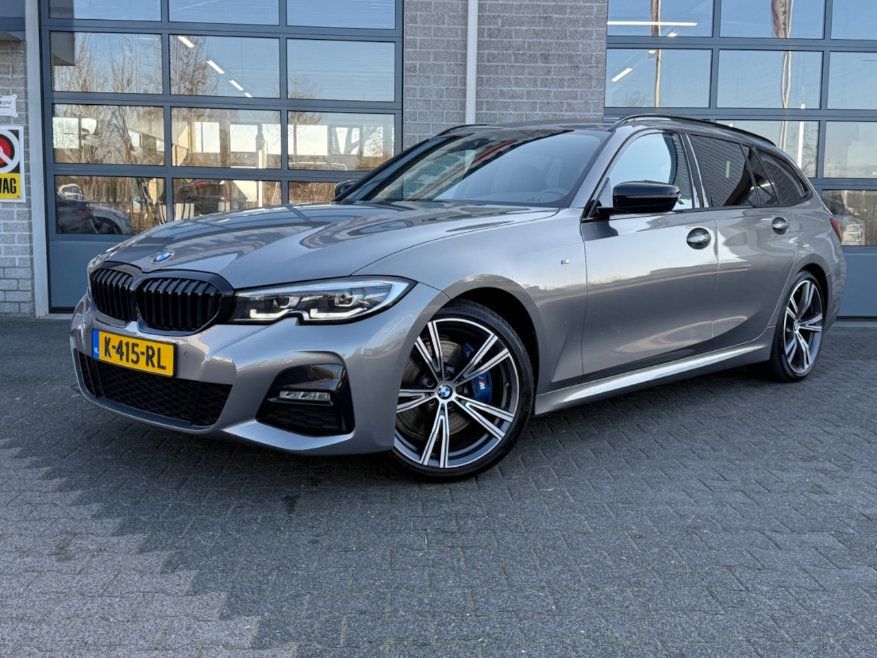 BMW 3-serie Touring - 320i High Executive | M PAKKET | - AutoWereld.nl