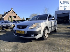 Kia Rio - 1.4 Fifteen Airco / Audio