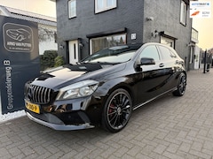Mercedes-Benz A-klasse - 160 /AMG Pakket /19 inch /Half leer /Stoelverwarming
