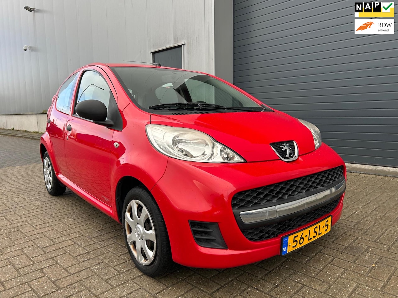Peugeot 107 - 1.0i 12V XR STUURBEKR 5DRS NAP APK 2010 - AutoWereld.nl