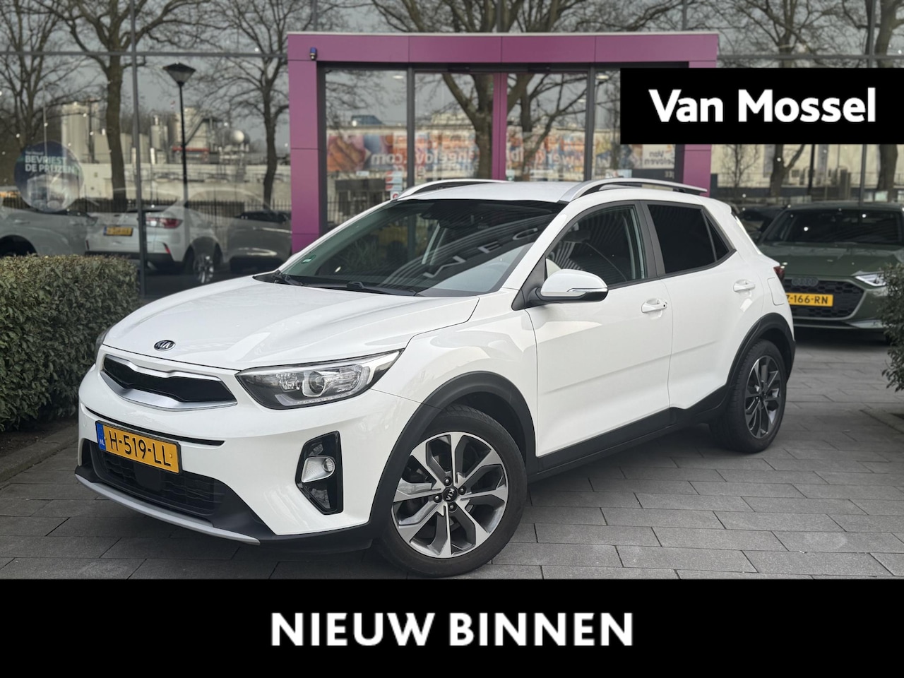 Kia Stonic - 1.0 T-GDi DynamicPlusLine | ACHTERUITRIJCAMERA | APPLE CARPLAY | KEYLESS | CLIMATE CONTROL - AutoWereld.nl