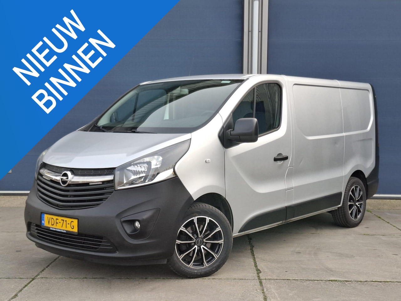 Opel Vivaro - 1.6 CDTI L1H1 Edition EcoFlex CAMERA / NAVI / KLEP / CRUISE CONTROLE / EURO 6 - AutoWereld.nl